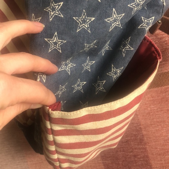 Quagga Red White & Blue American Flag Canvas Backpack - Picture 10 of 13